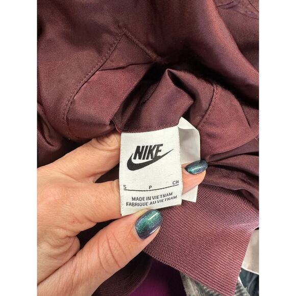 Nike Road To Wellness bomber jacket Reversible Quilted - Picture 8 of 8